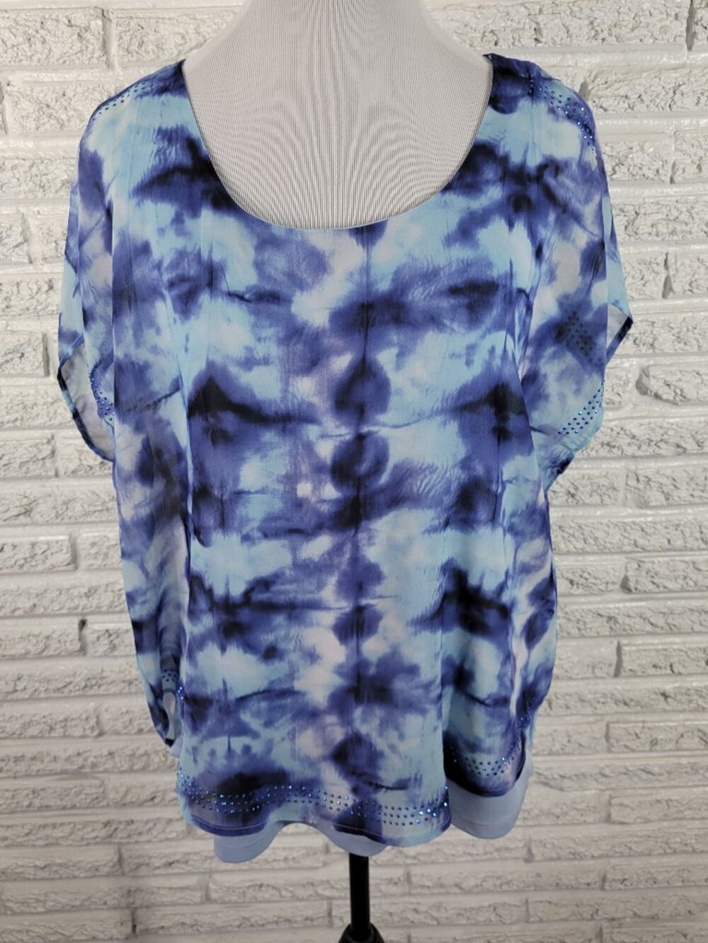 One‎ World Live Let Live Women XL Blue Tie Dye Studded Sleeveless Top TIE27E